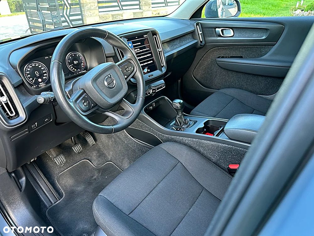 Volvo XC 40 T2 Momentum - 20