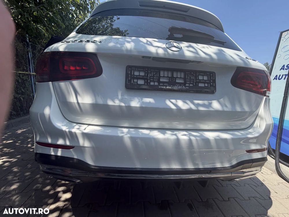 Mercedes-Benz GLC 220 d 4MATIC - 4
