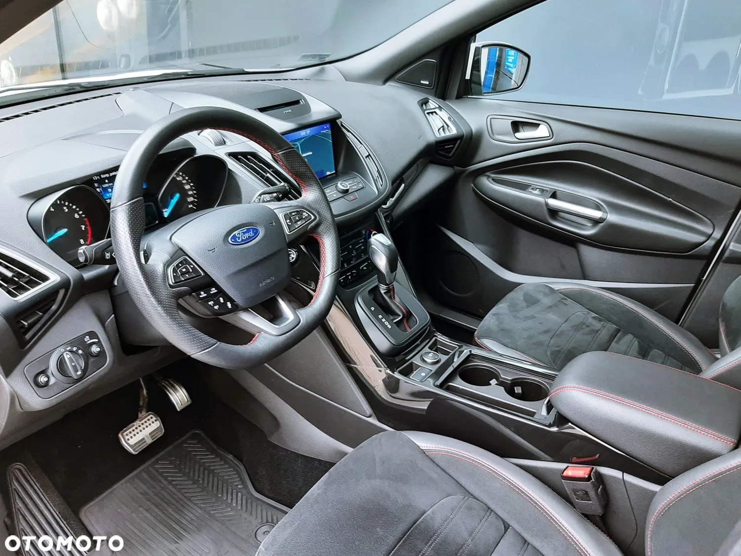 Ford Kuga 2.0 EcoBoost AWD ST Line ASS GPF - 22