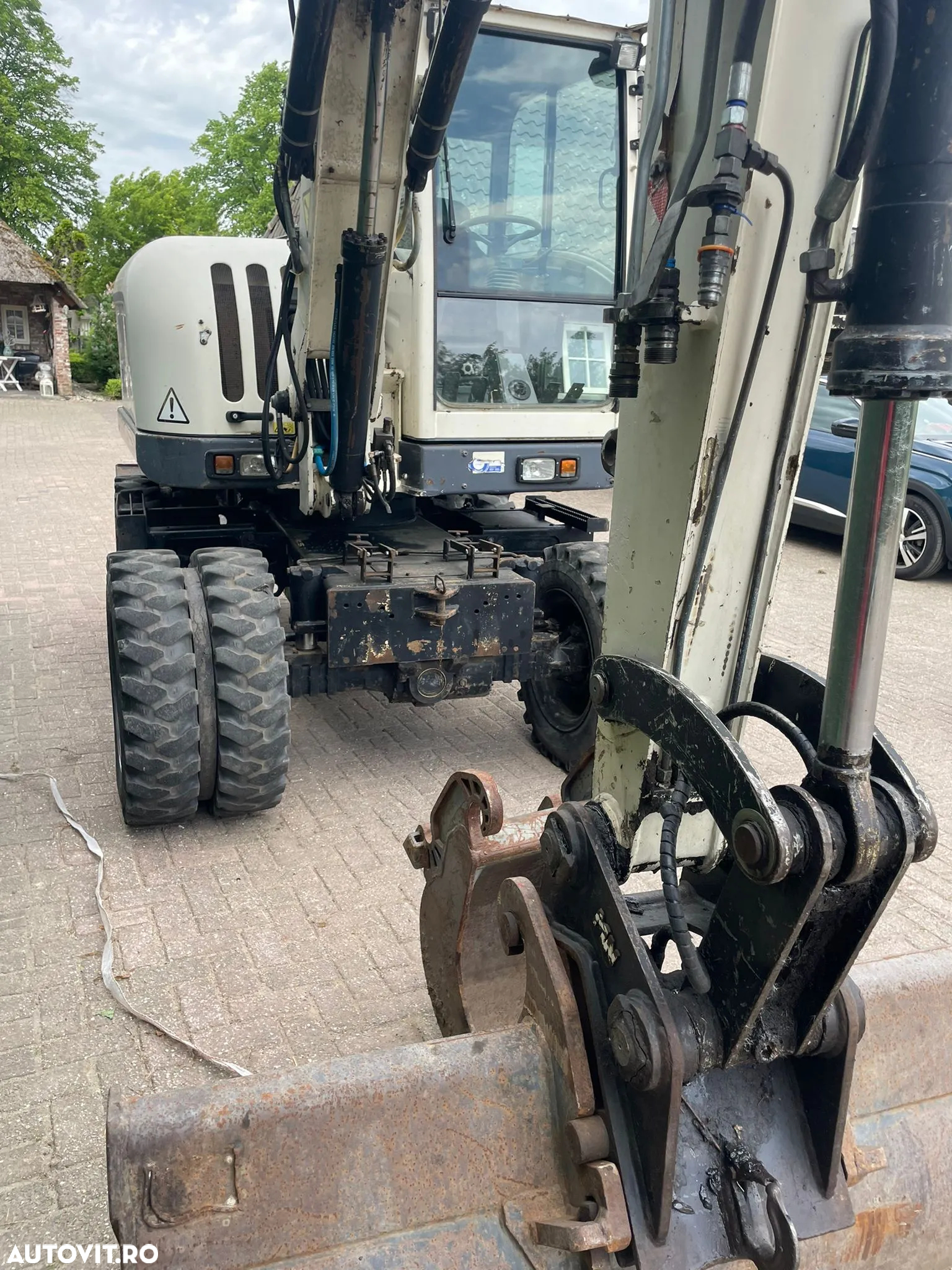 Terex TW70 excavator pe roti compact - 4