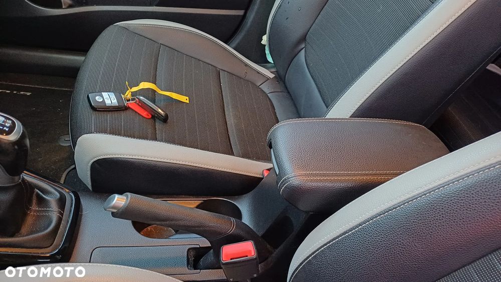 Kia Stonic 1.0 T-GDI 120 Spirit - 24