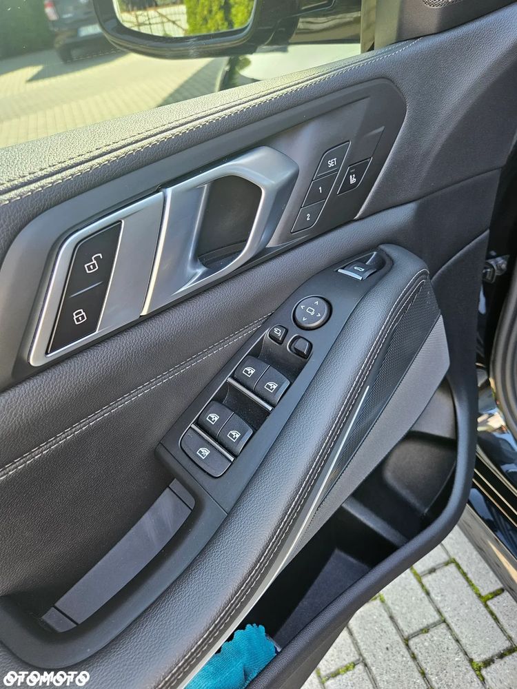 BMW X5 xDrive30d sport - 25