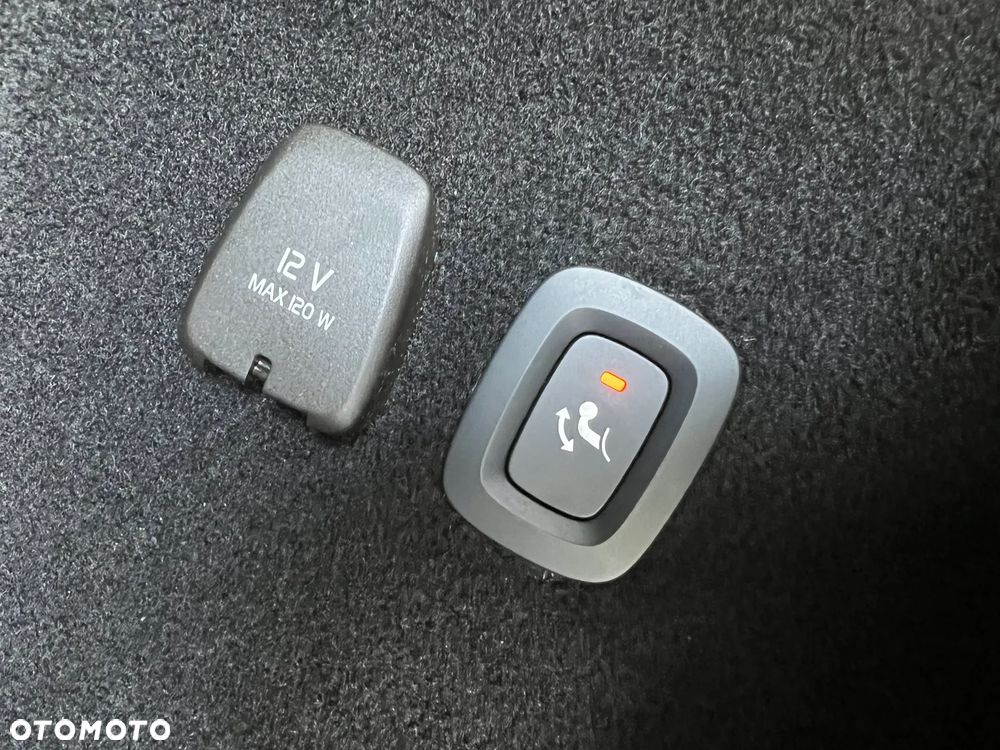 Volvo V60 B4 D Geartronic Momentum Pro - 23