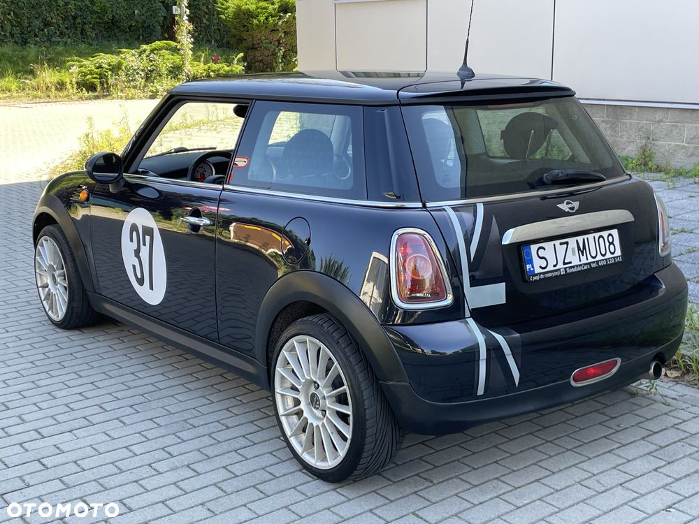 MINI Cooper Standard - 3