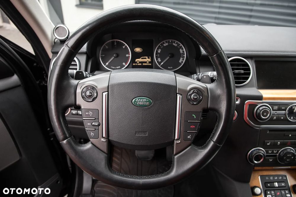 Land Rover Discovery 3.0 SD V6 HSE - 26