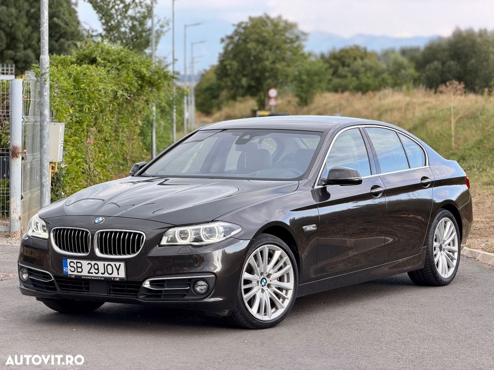 BMW Seria 5 530d xDrive Aut. Luxury Line - 4