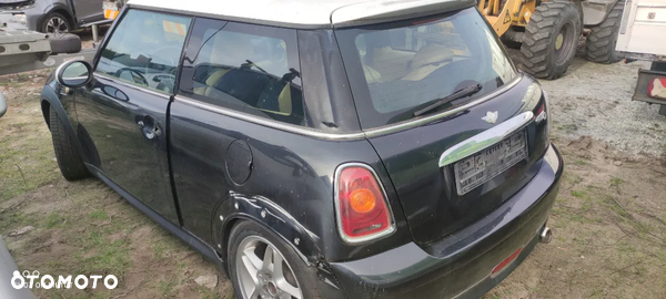 Mini Cooper D R51
