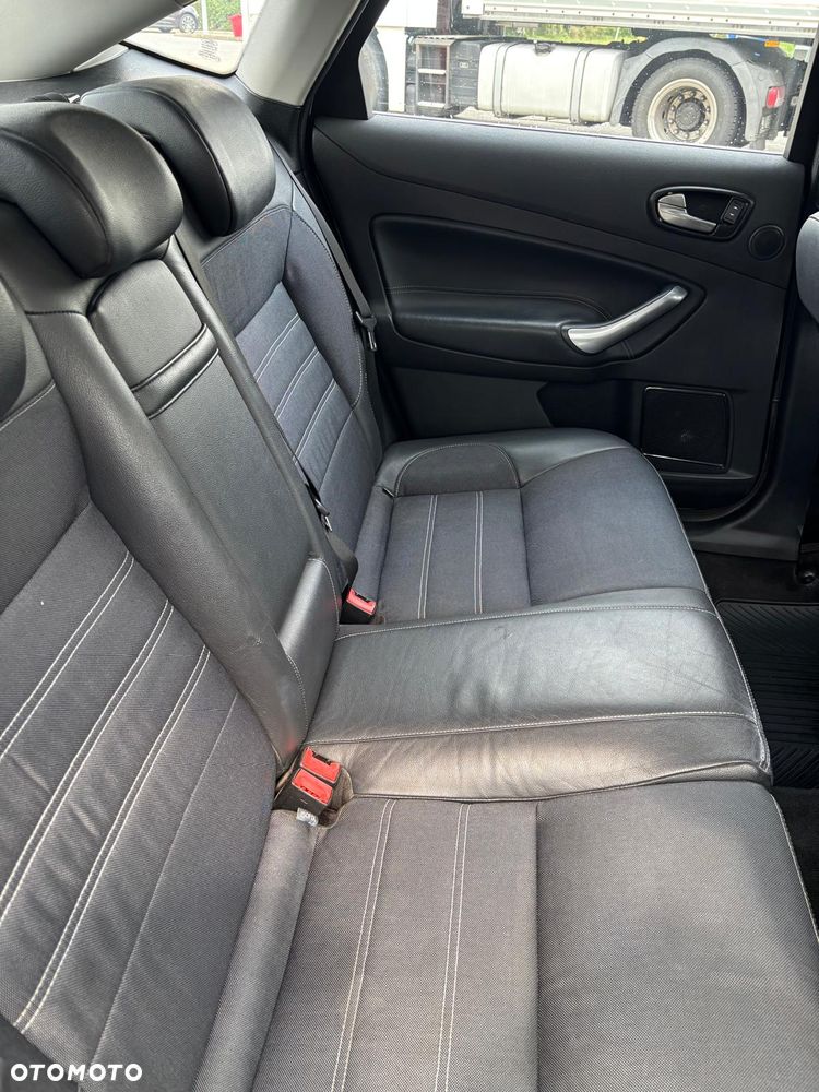 Ford Mondeo 2.0 TDCi Titanium S - 19