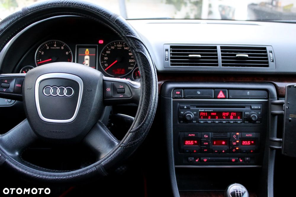Audi A4 Avant 1.8 T - 11