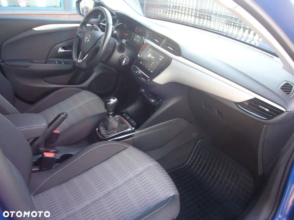 Opel Corsa F Hatchback 19 - 18