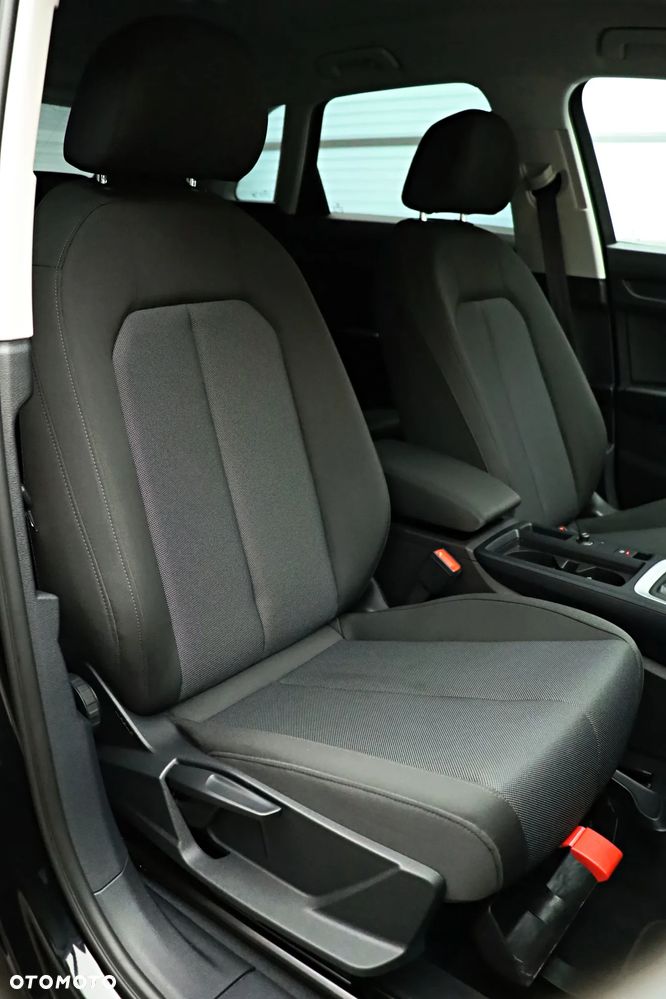 Audi Q3 40 TFSI Quattro S tronic - 14