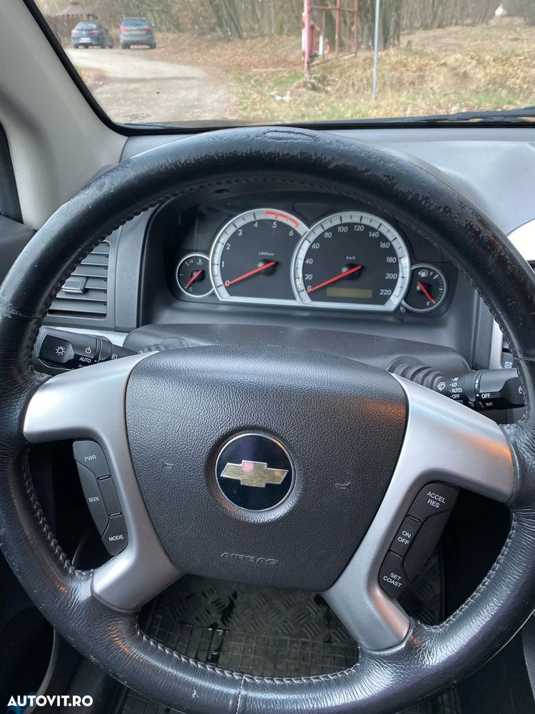 Chevrolet Captiva 2.0 4WD 5 Sitzer Automatik LT - 6