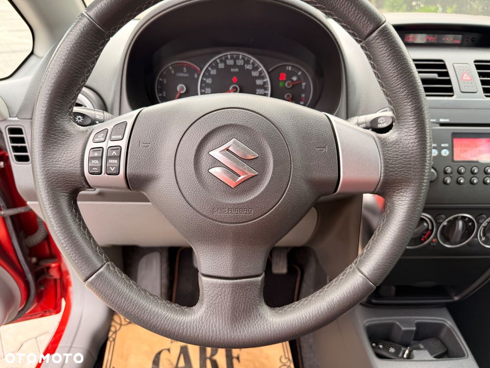 Suzuki SX4 1.9 DDiS 4WD GS / Premium - 32