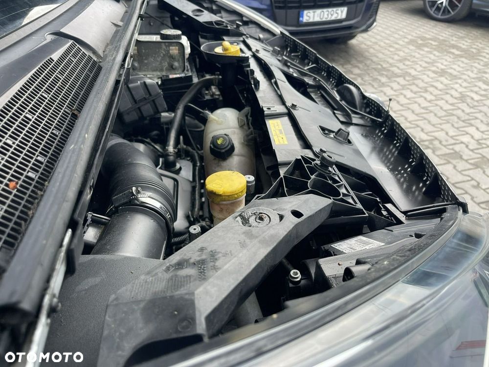 Opel Vivaro - 14