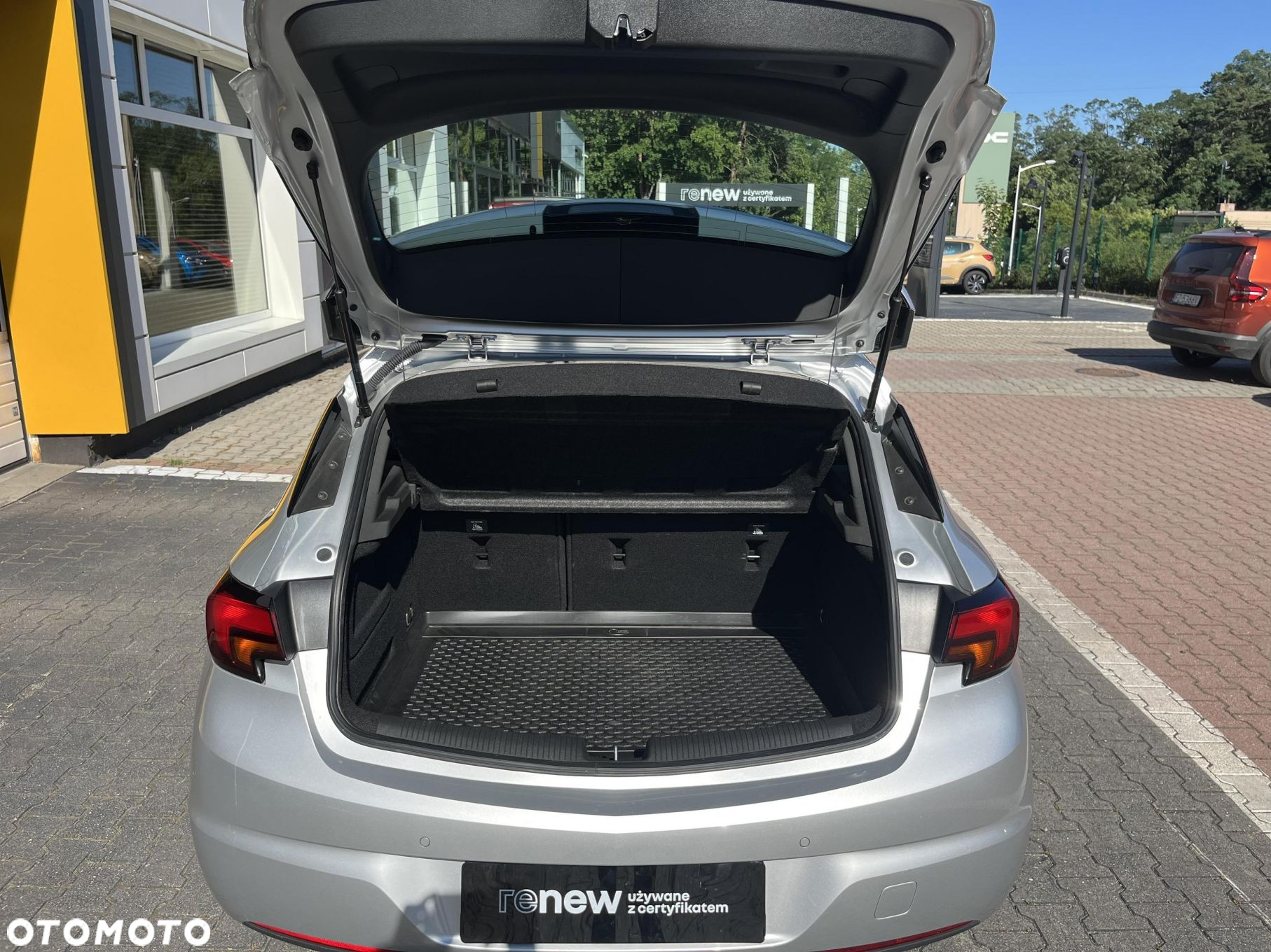 Opel Astra V 1.4 T Dynamic S&S - 17