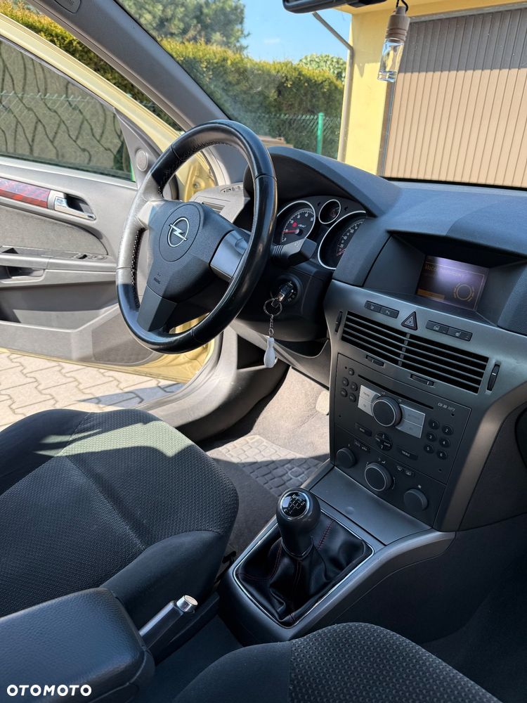Opel Astra 1.4 - 15