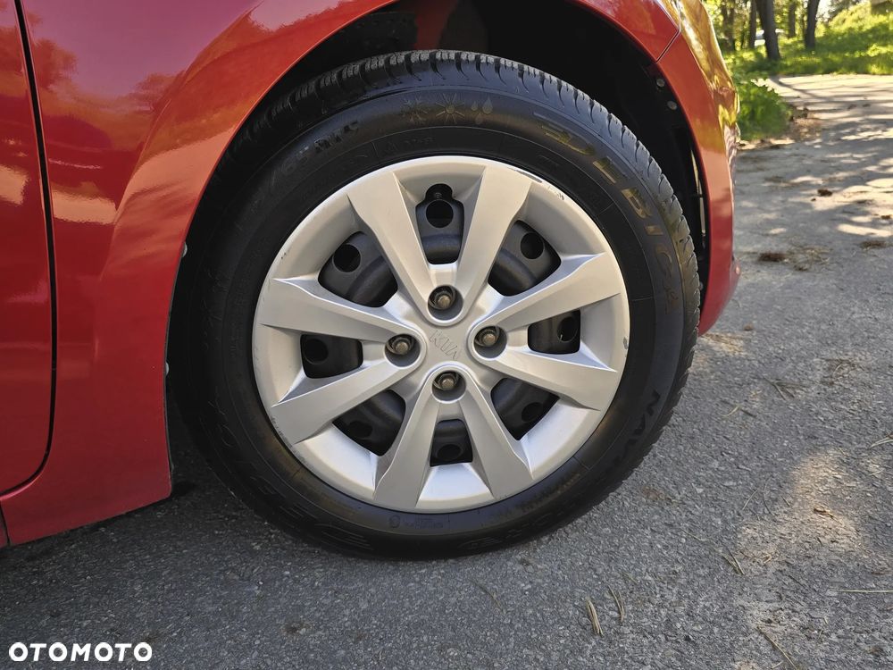 Kia Rio 1.2 L - 31