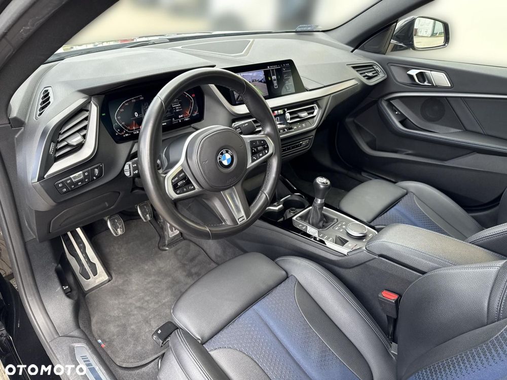 BMW Seria 2 218i M Sport - 5