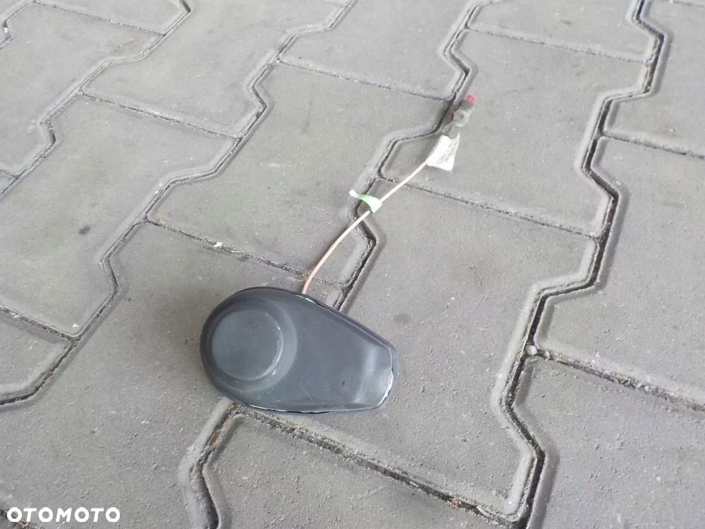 VW T5 ANTENA NAWIGACJI GPS - 2