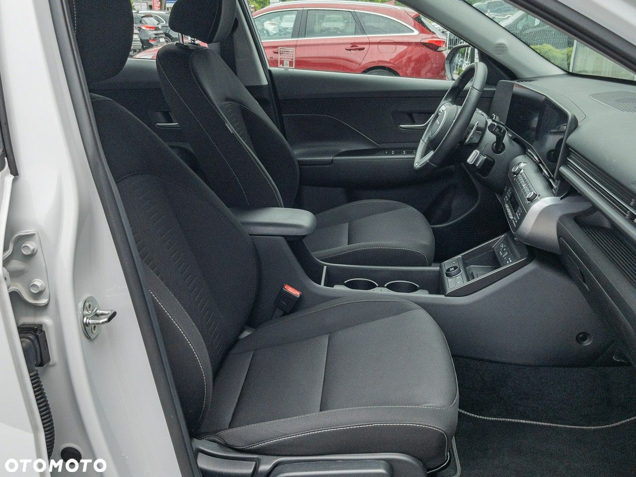 Hyundai Kona - 35