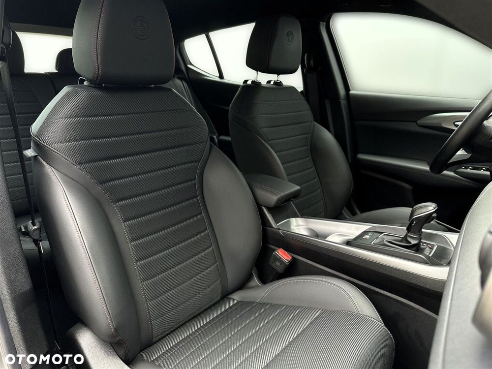 Alfa Romeo Tonale 1.5 T4 GSE mHEV Sprint DCT - 34