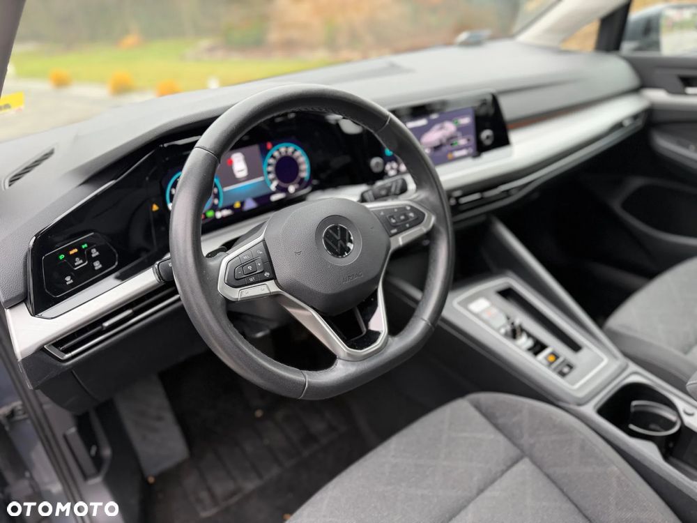 Volkswagen Golf - 15