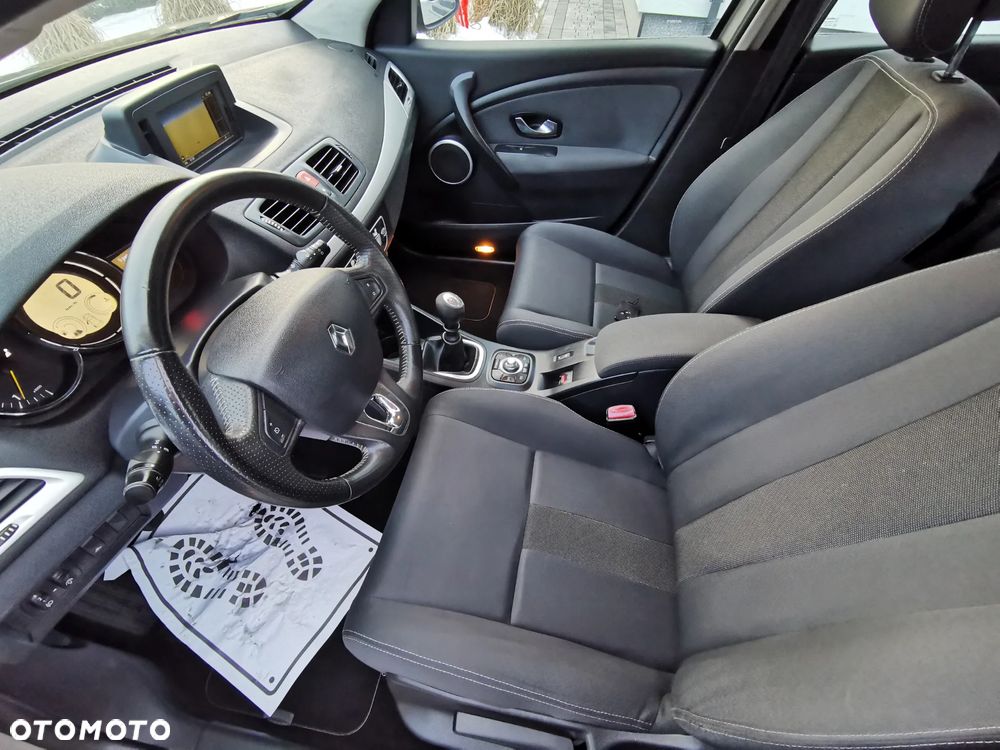 Renault Megane 1.5 dCi Privilege - 12