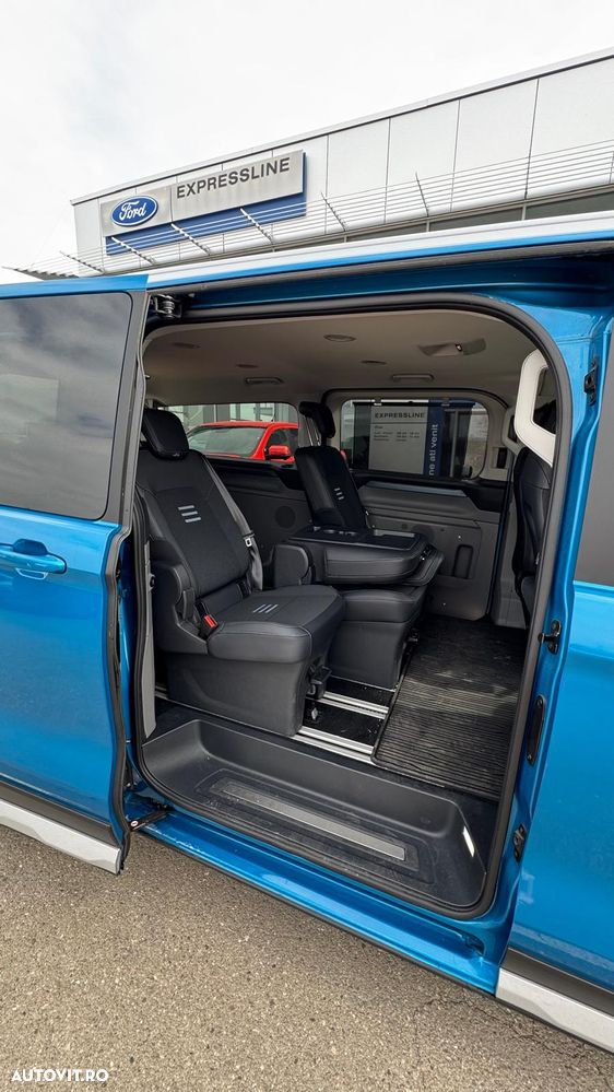 Ford Tourneo Custom Bus 320 2.0 EcoBlue 170 CP L2H1 Active Aut. - 9