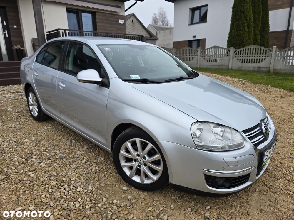 Volkswagen Jetta 1.4 TSI Comfortline - 11