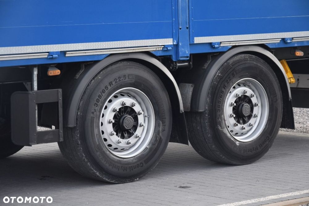 Schwarzmuller T-Serie - 16