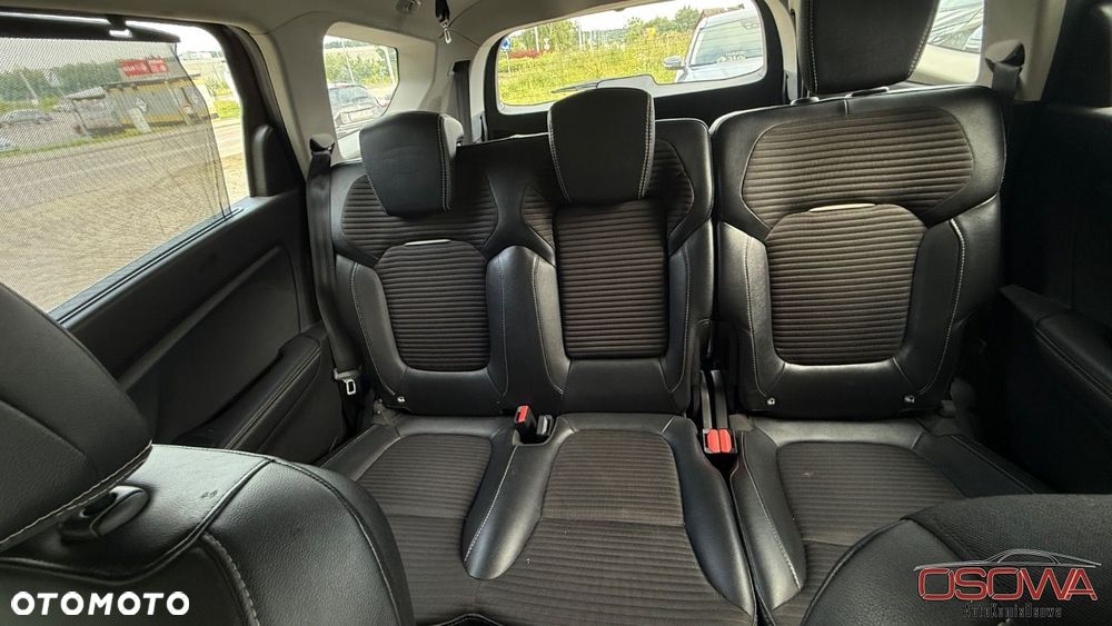 Renault Grand Scenic - 26