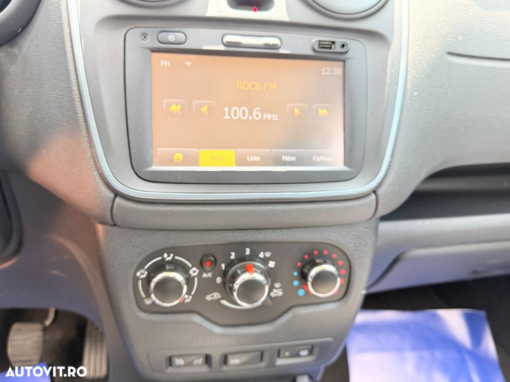 Dacia Lodgy TCe 115 Stepway - 21