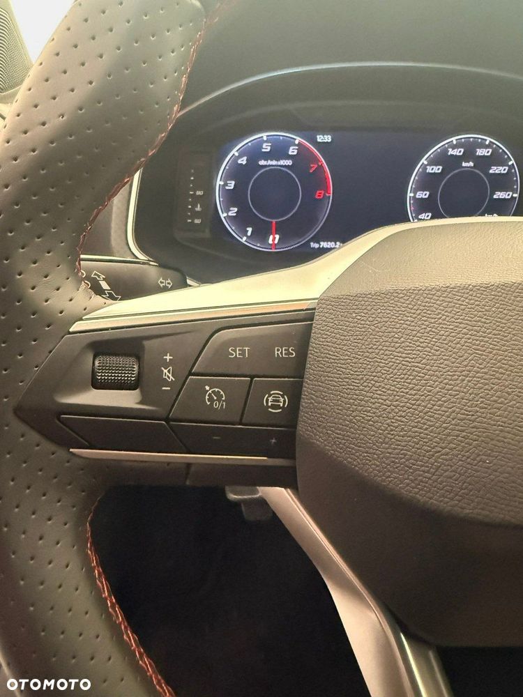 Seat Arona - 11