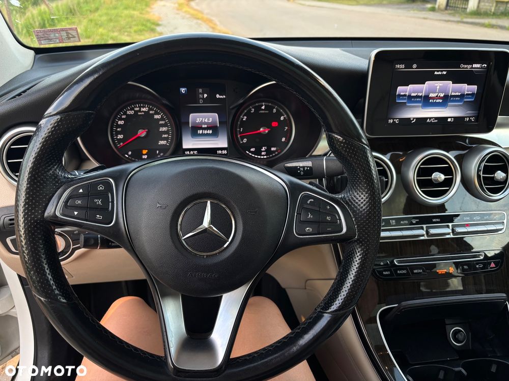 Mercedes-Benz GLC - 33