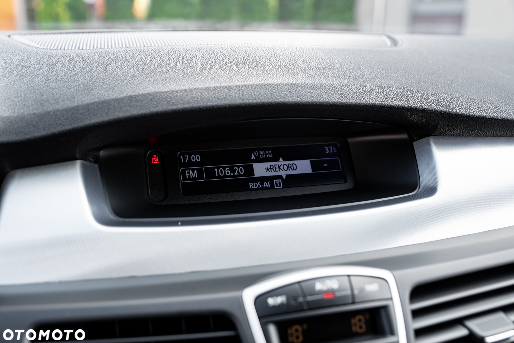 Renault Laguna Coupe TCe 170 - 26