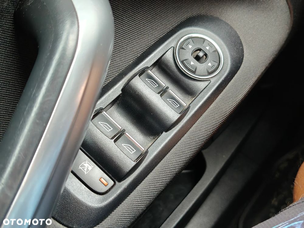 Ford Mondeo 1.6 T Titanium - 22