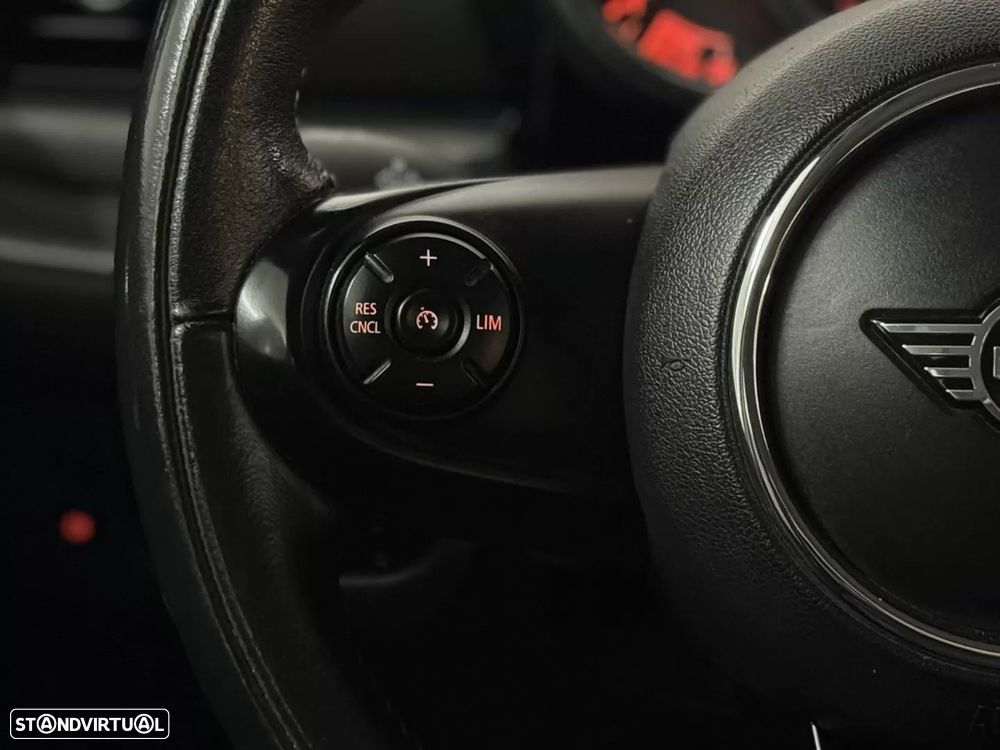 MINI Clubman One D Sport Edition - 34