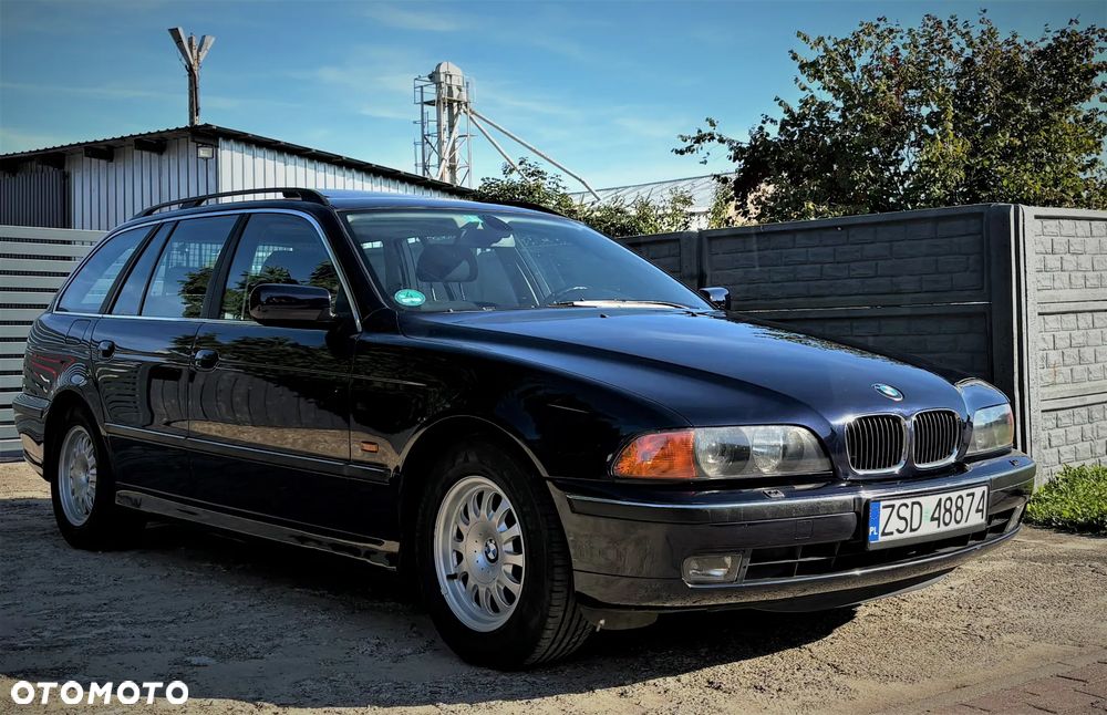 BMW Seria 5 523i - 3