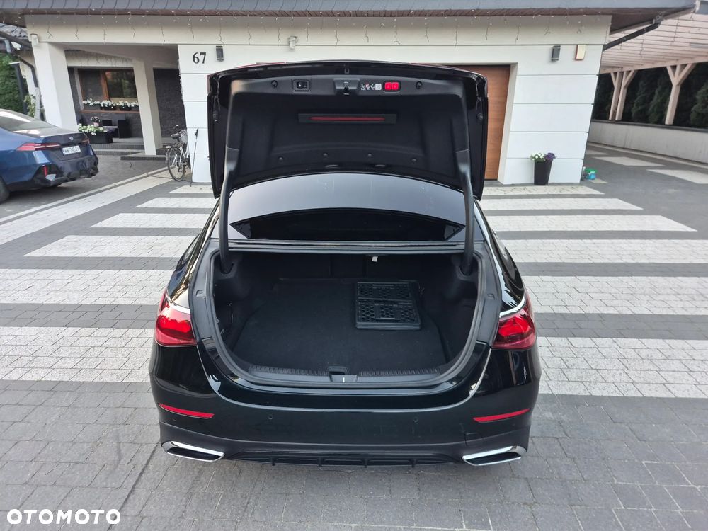 Mercedes-Benz Klasa E 450 mHEV 4-Matic AMG 9G-Tronic - 25