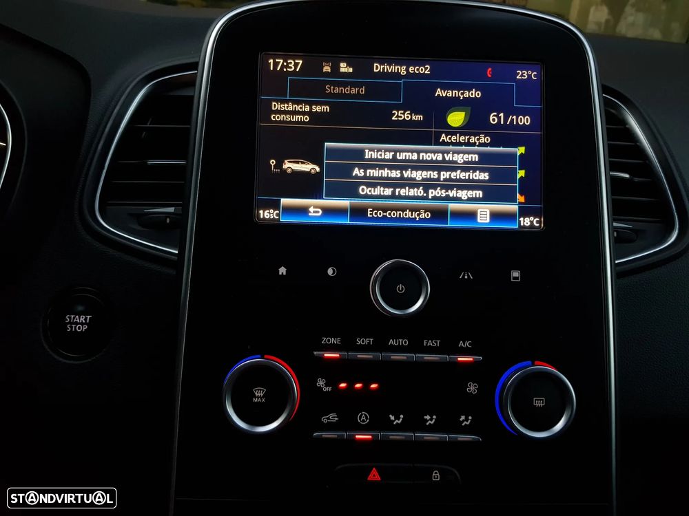 Renault Grand Scénic 1.5 dCi Luxe SS - 16