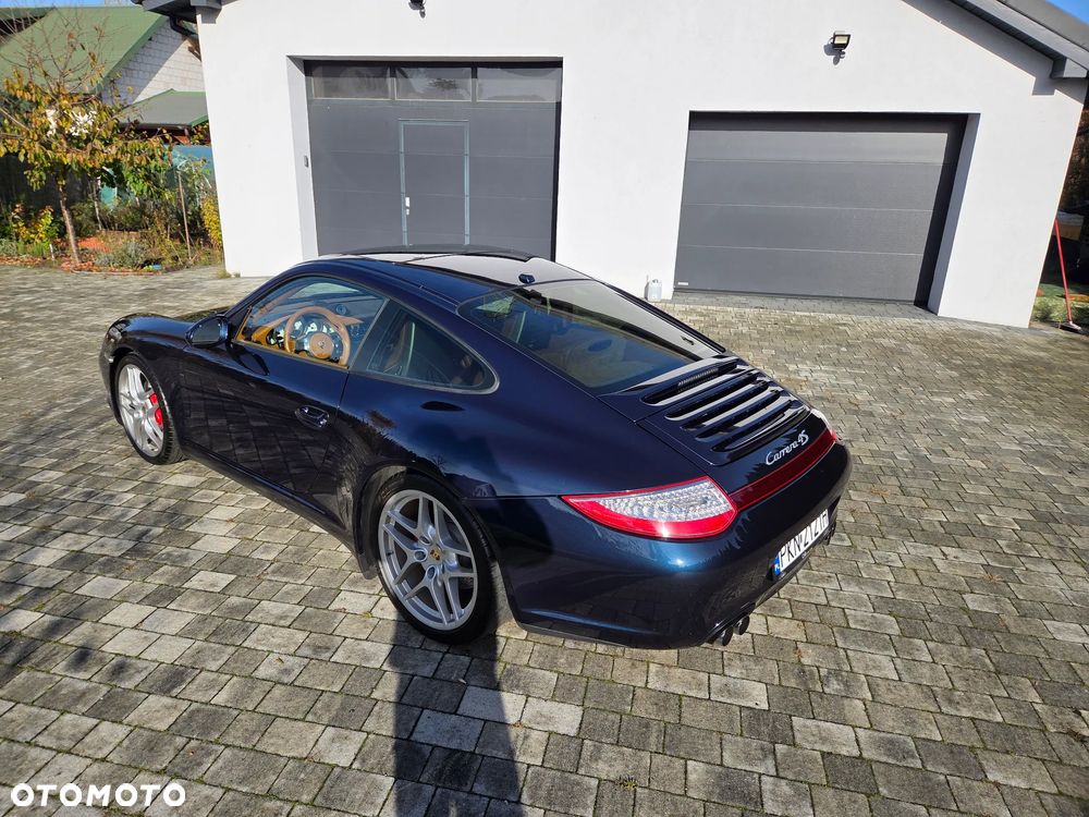 Porsche 911 - 9