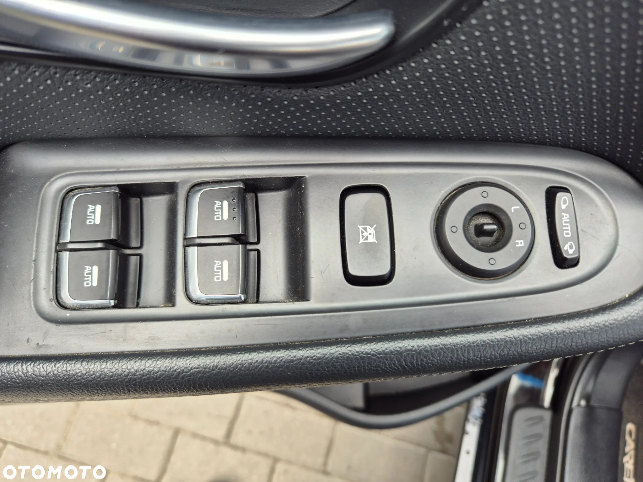 Kia Carens 1.7 CRDi Spirit - 25