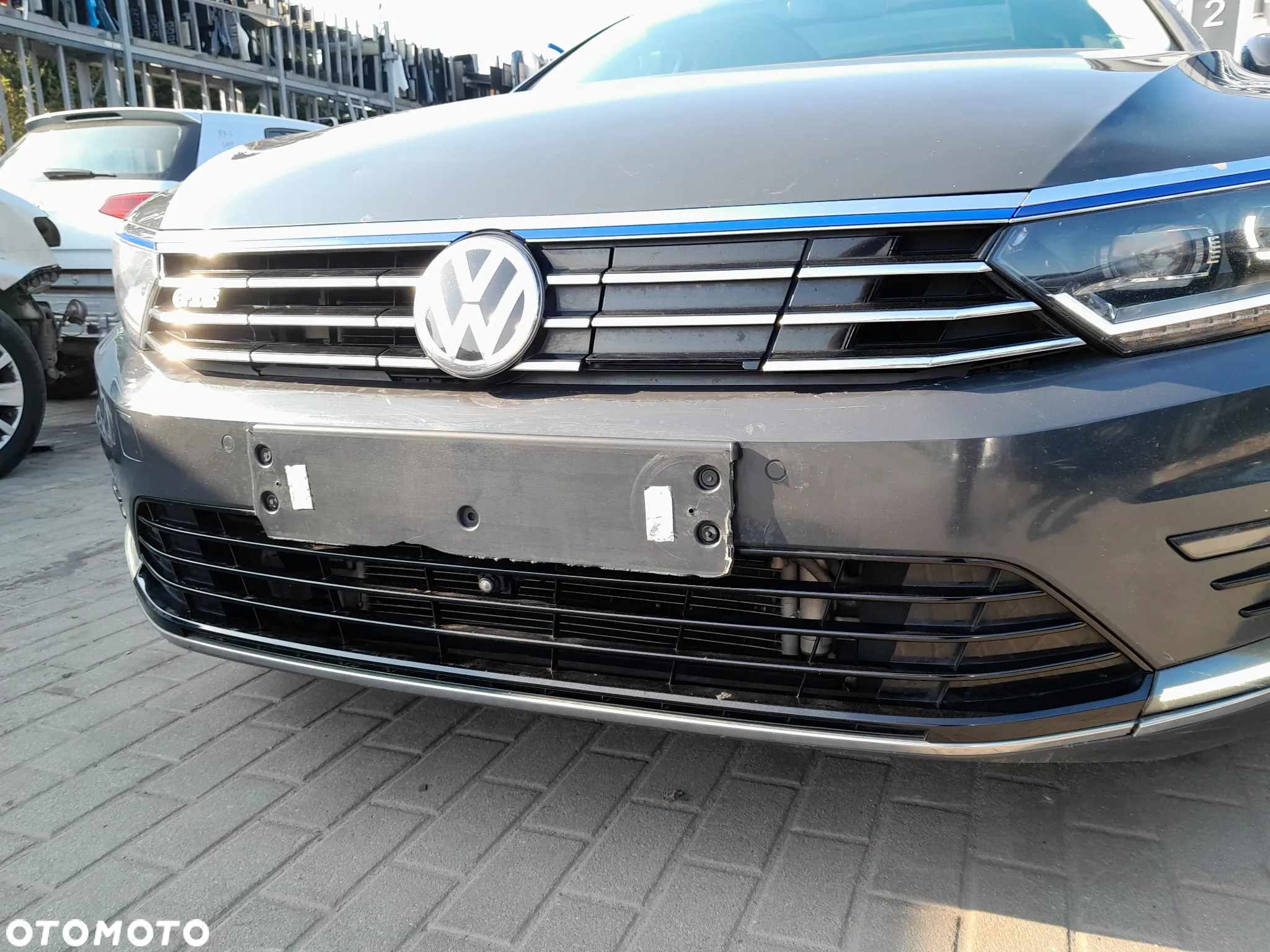 VW PASSAT B8 GTE HYBRID ZDERZAK PRZEDNI PRZÓD SPRYSKI PARKTRONIC PDC KOLOR: LI7F - 6