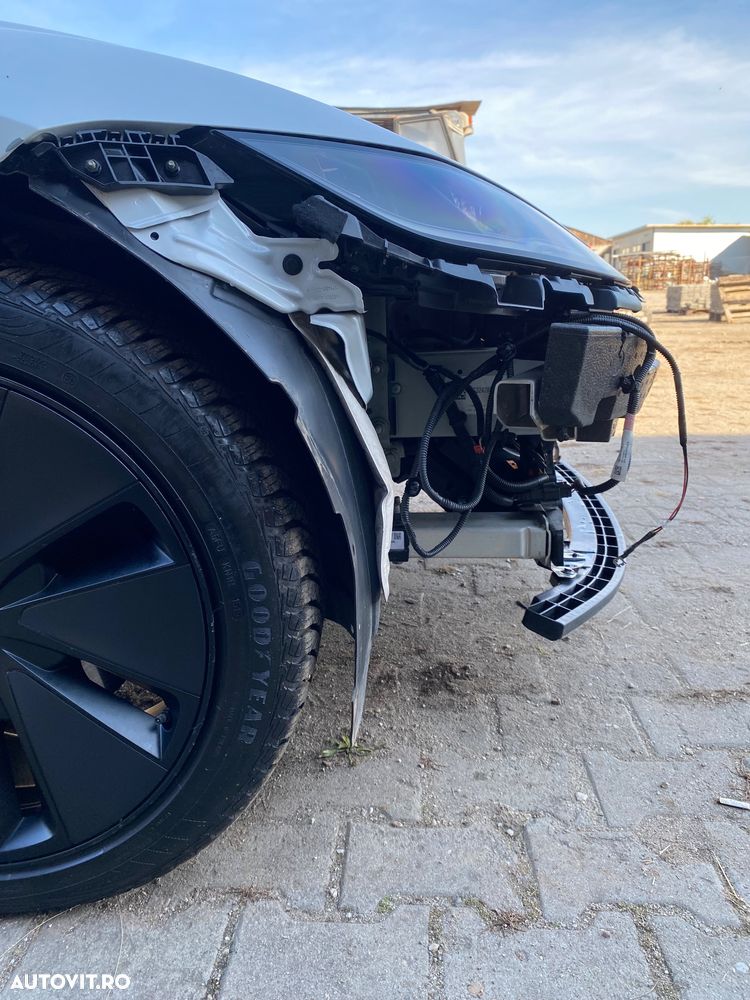 Tesla Model 3 RWD - 19