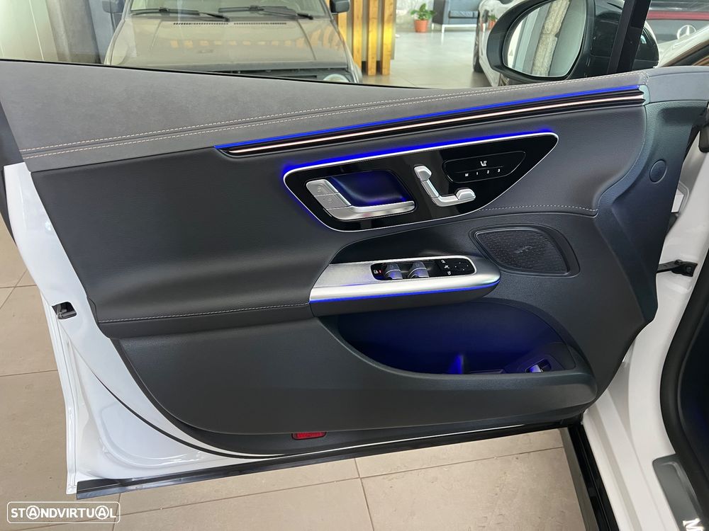 Mercedes-Benz EQE 300 AMG Line - 15