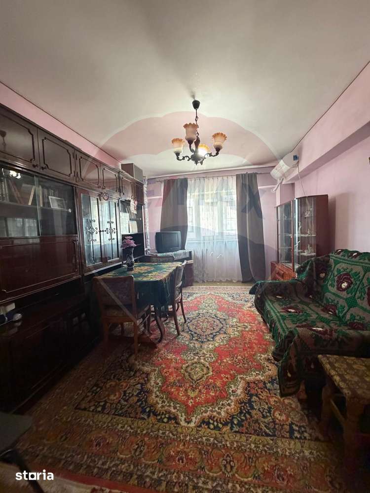 3 decomandate, Calea Bucuresti, 3/4, bloc din 1986, centrala proprie n — fotografia 3
