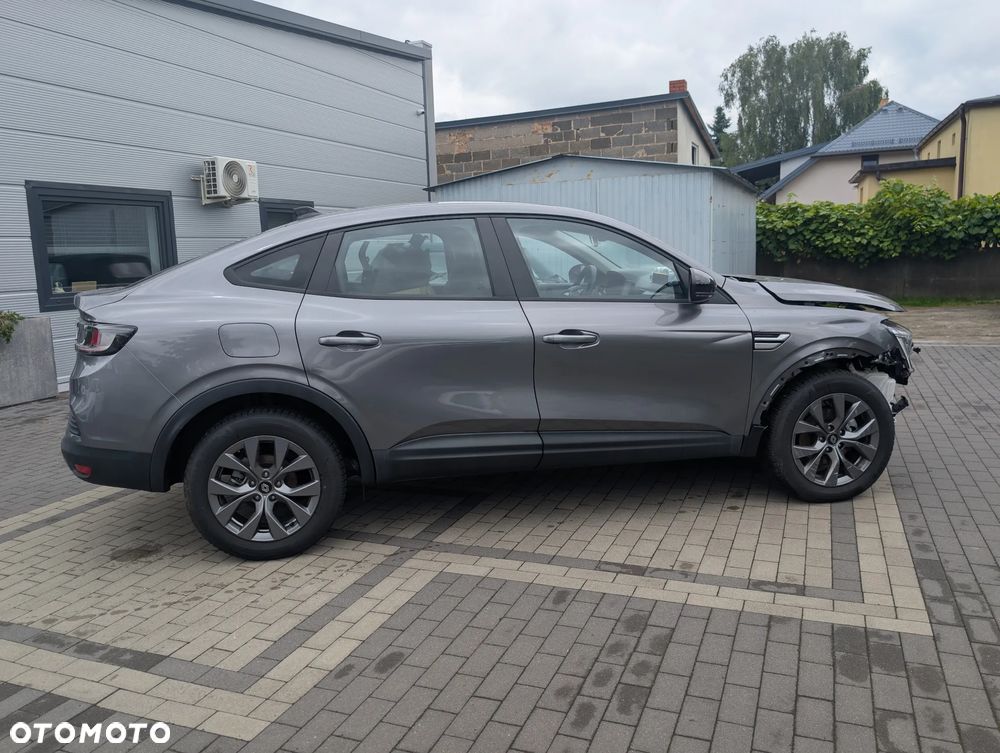 Renault Arkana 1.6 E-TECH Equilibre MMT - 3