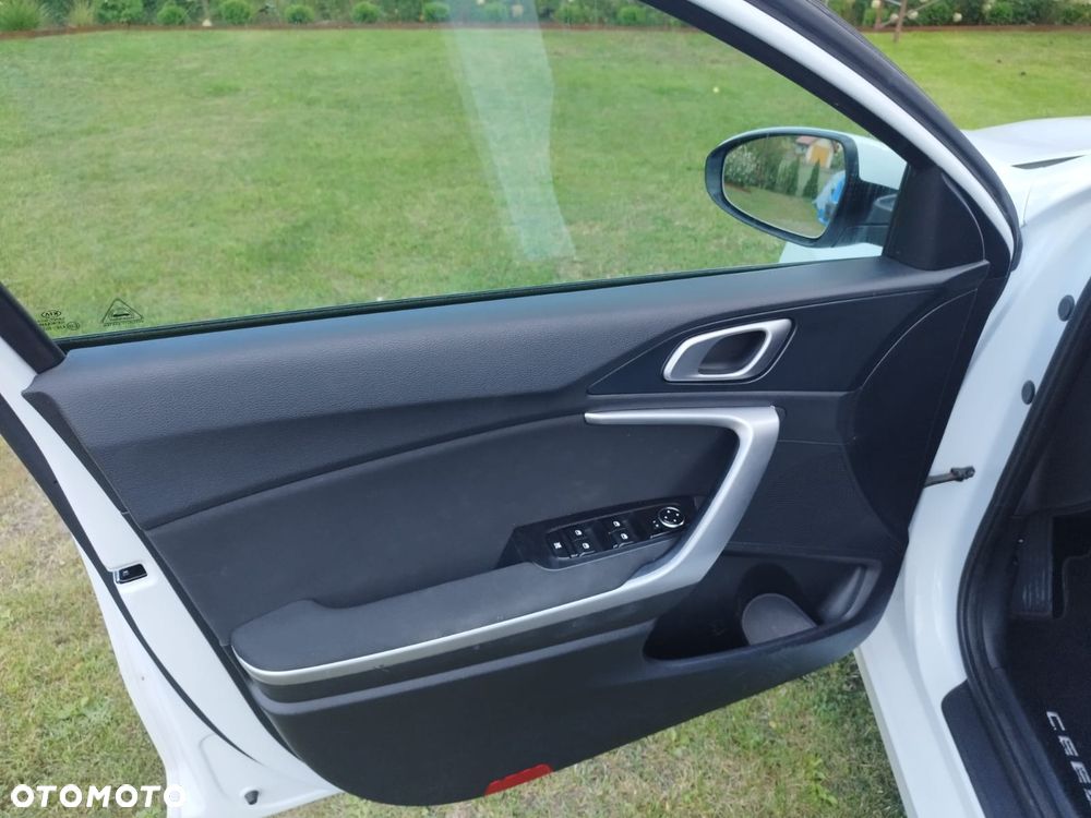 Kia Ceed 1.0 T-GDI ISG Platinum Edition - 12