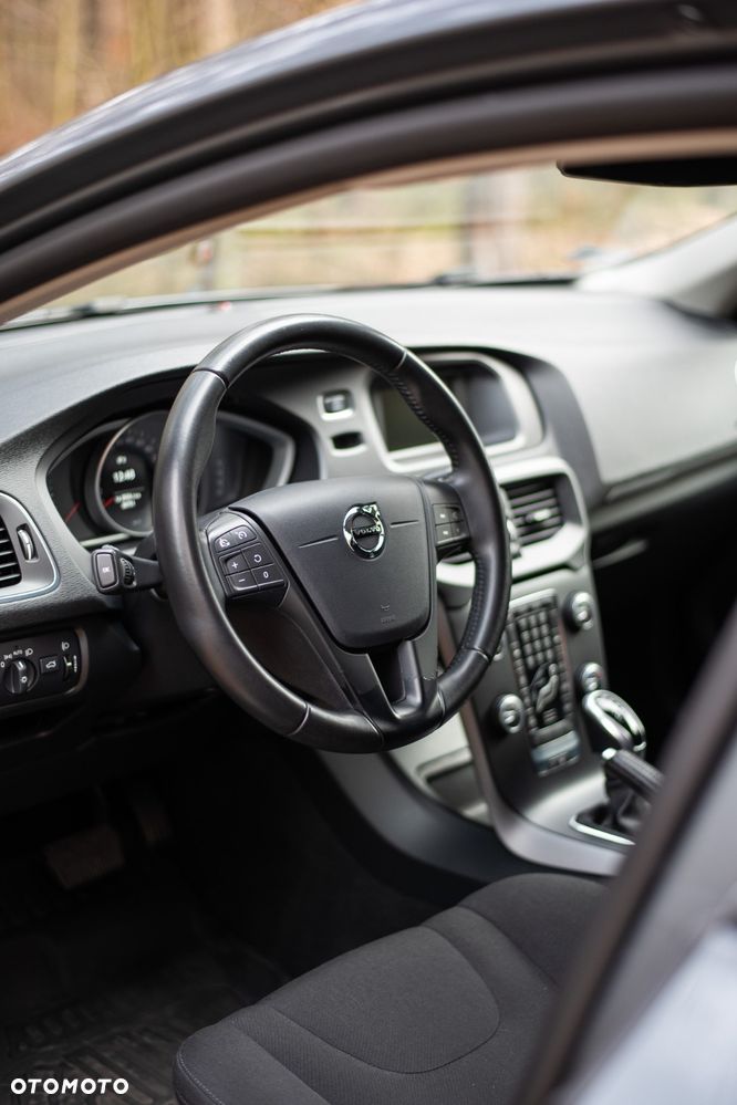 Volvo V40 T2 Geartronic - 15