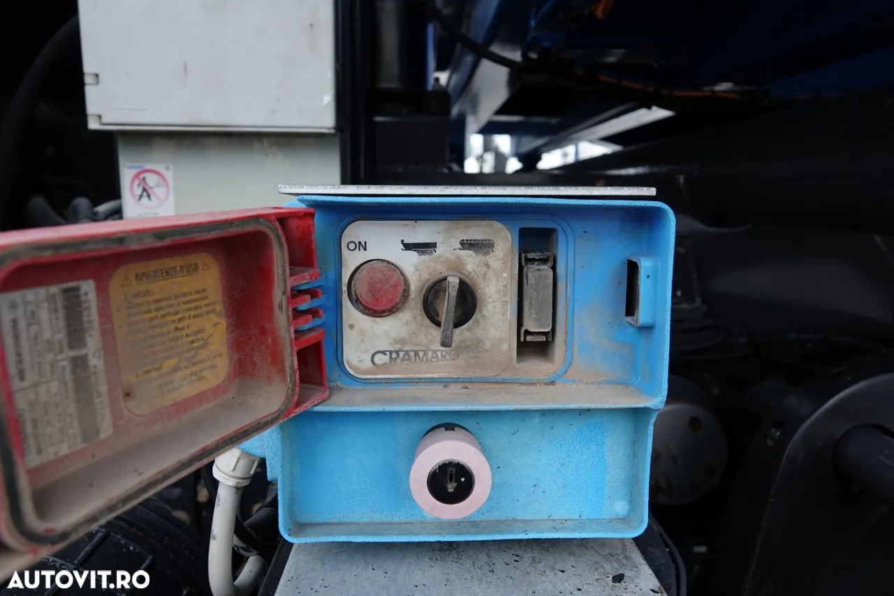 Renault KERAX 430 / 8x4 / BASCULANTE / HYDROBOARD / HYDROCLAP / BORDMATIC / EURO 5 EEV - 23